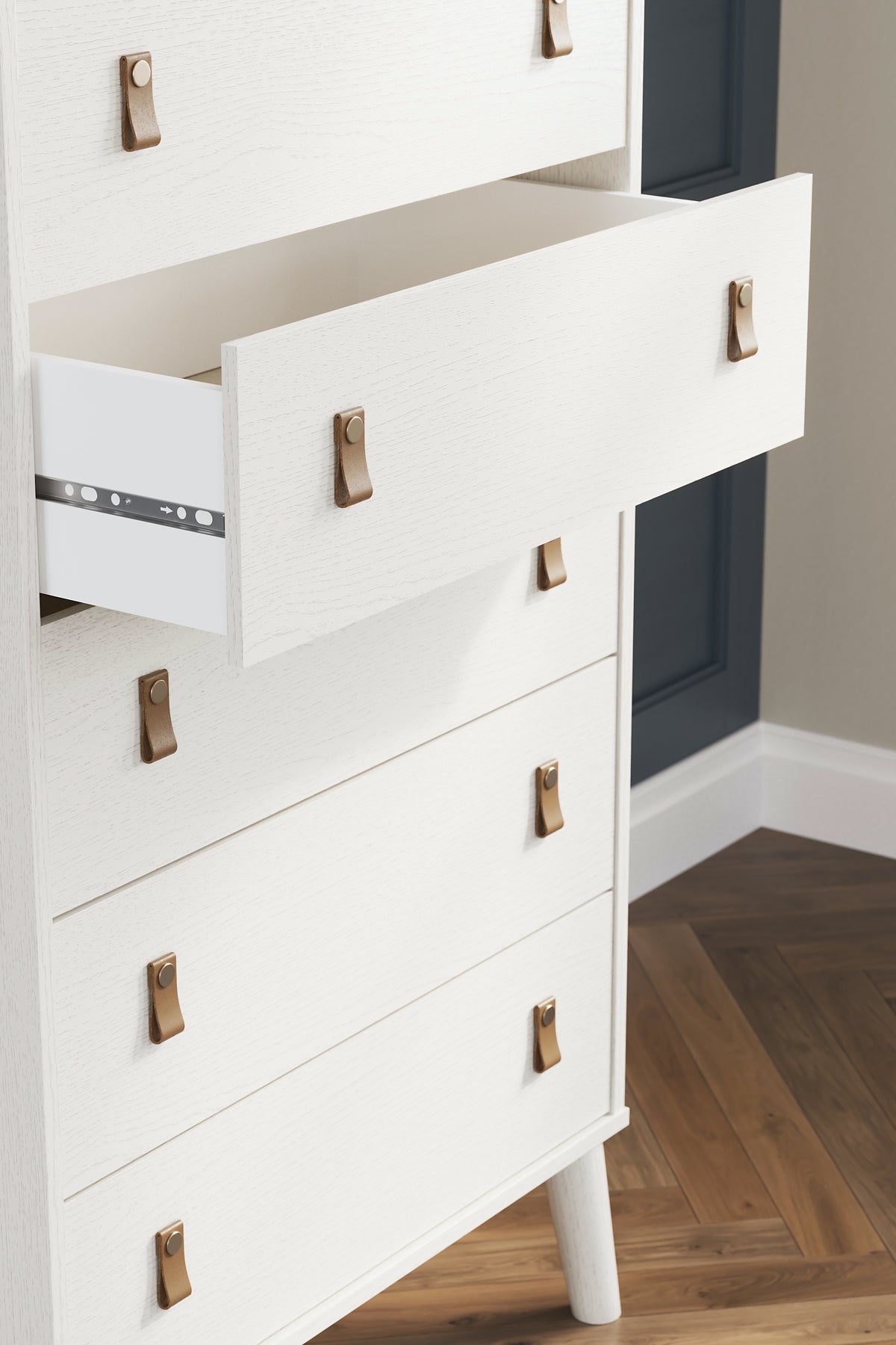 Ashley Express - Aprilyn Five Drawer Chest