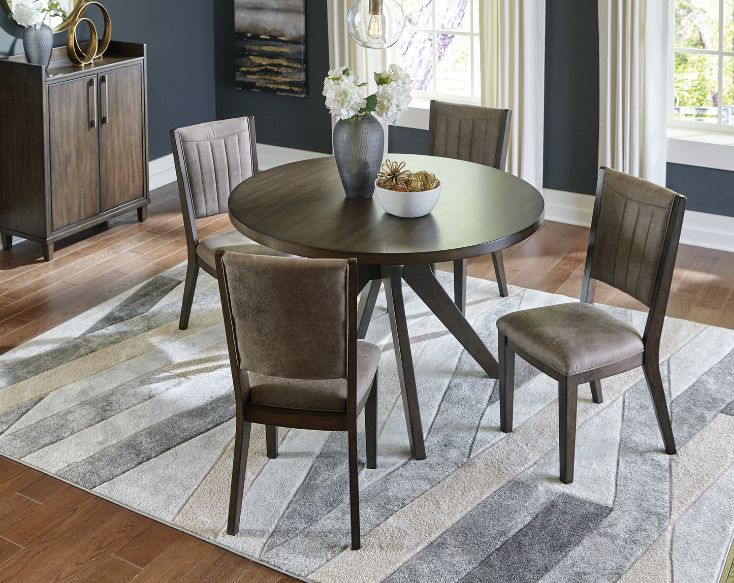 Wittland Dining Table and 4 Chairs